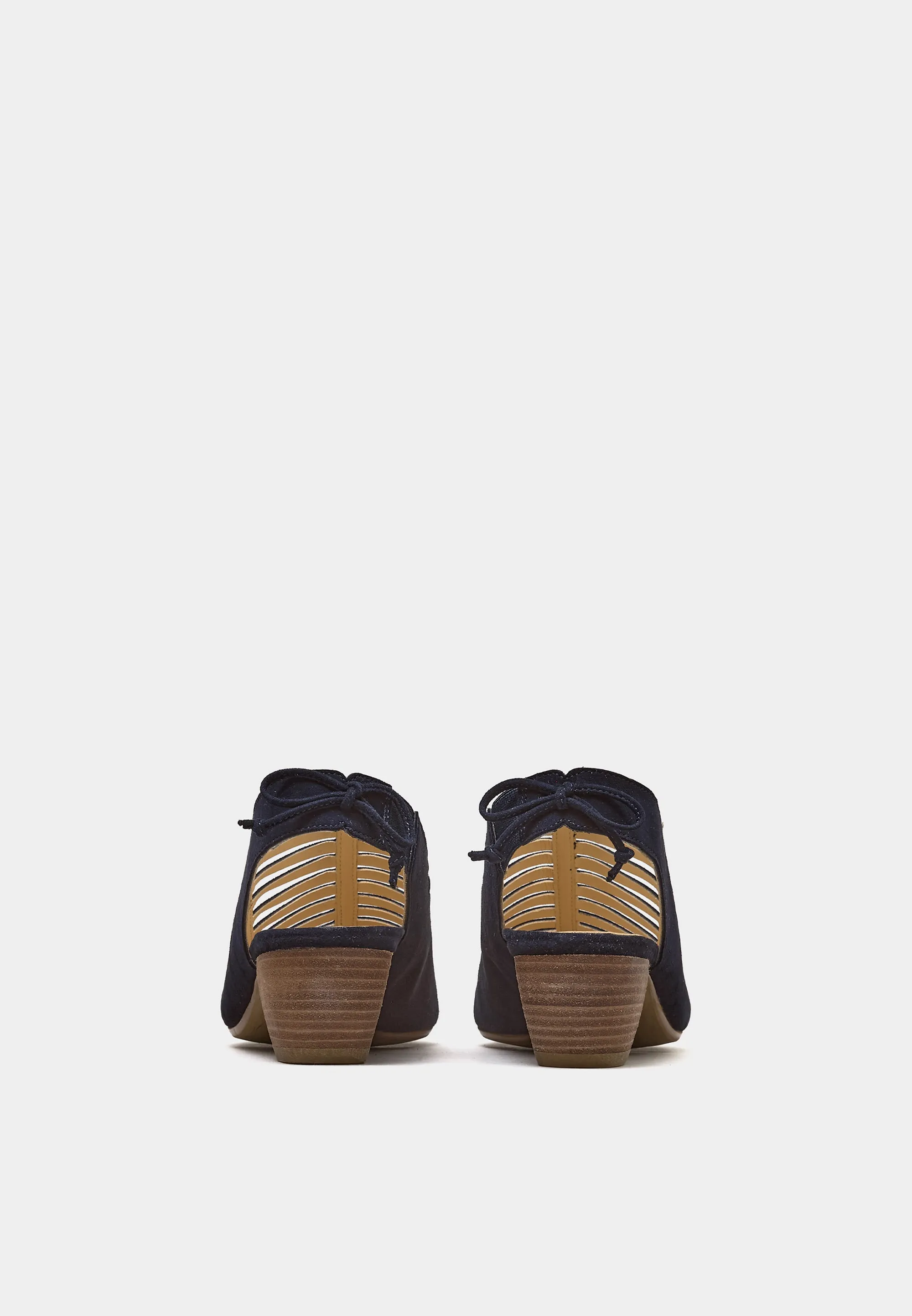 6589 Lattice Sandals Navy