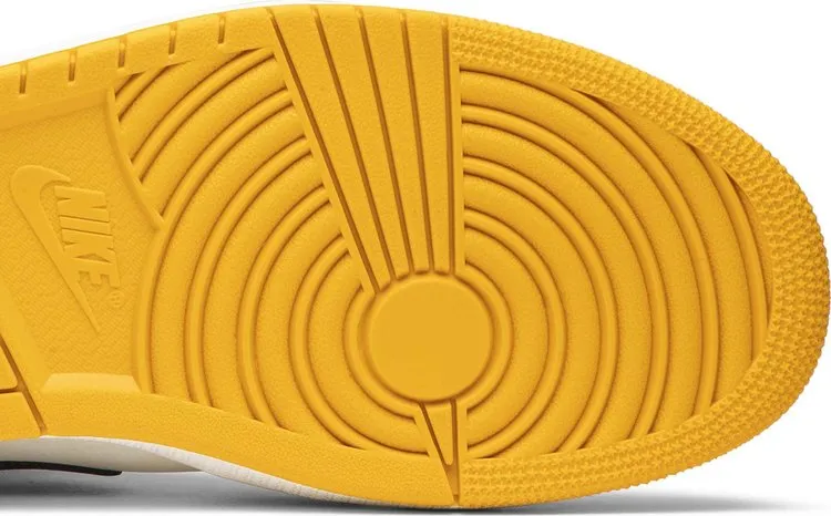 Air Jordan 1 Mid Lakers, gold