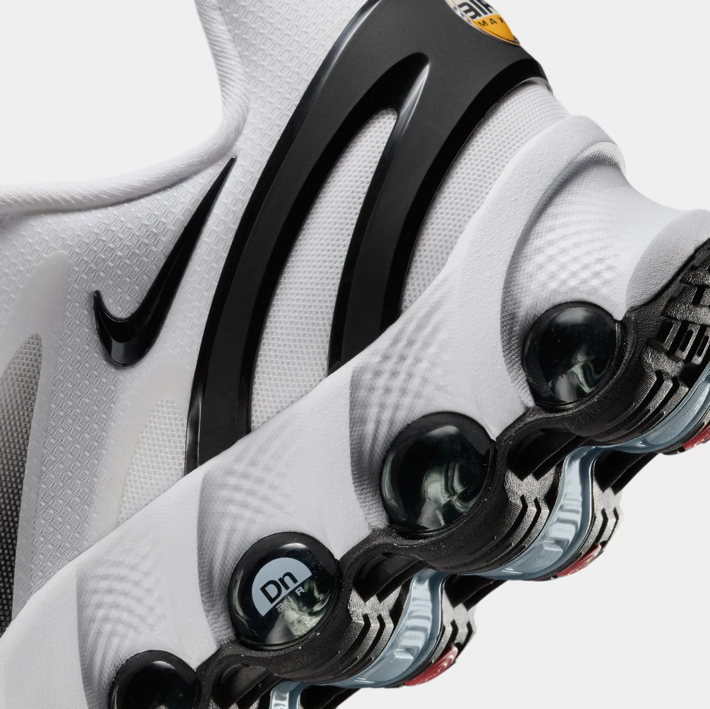 Air Max Dn8 Mens Running Shoes (White/Black) Free Shipping