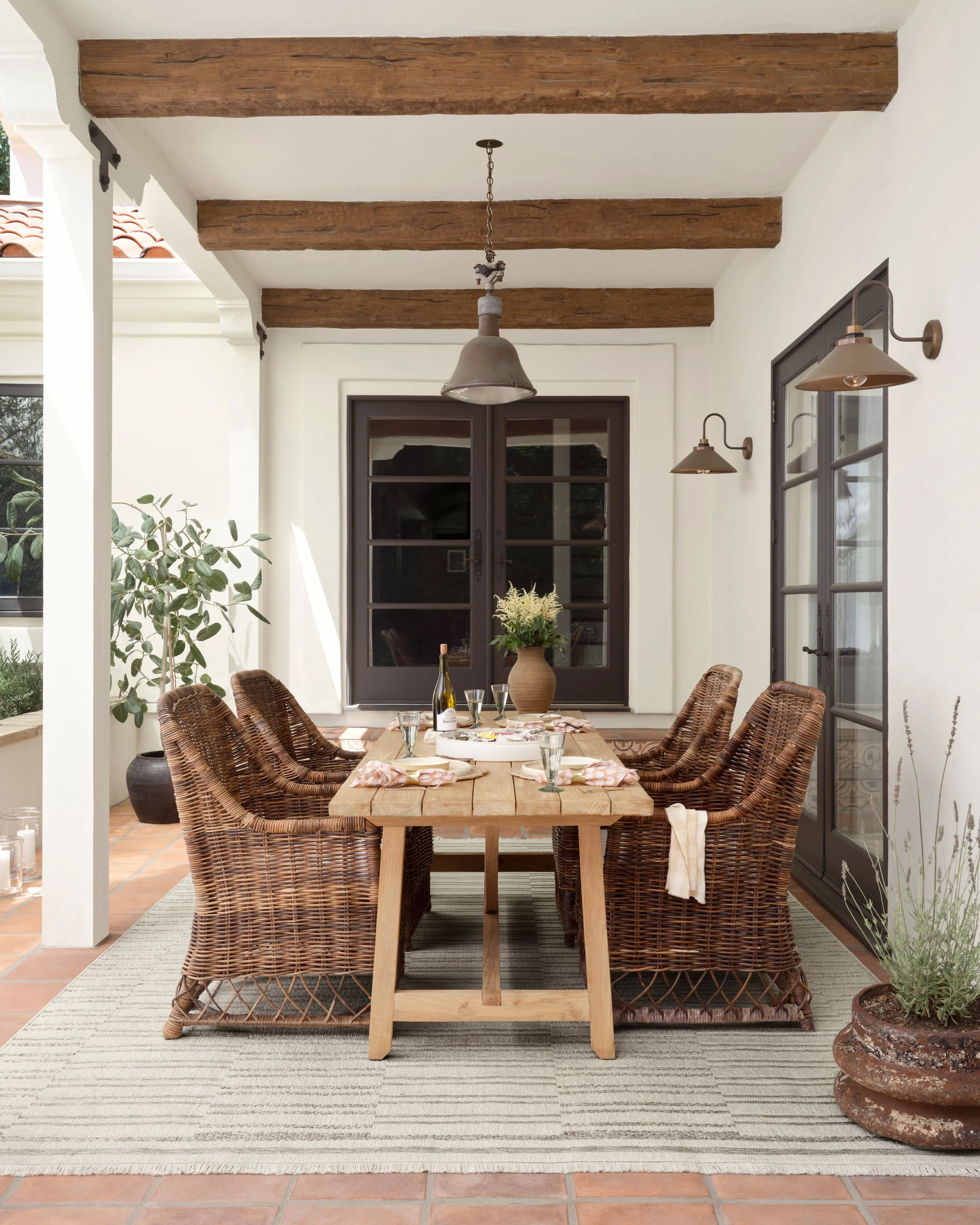 Amber Lewis x Loloi Malibu Ivory / Dove Rug No. 03