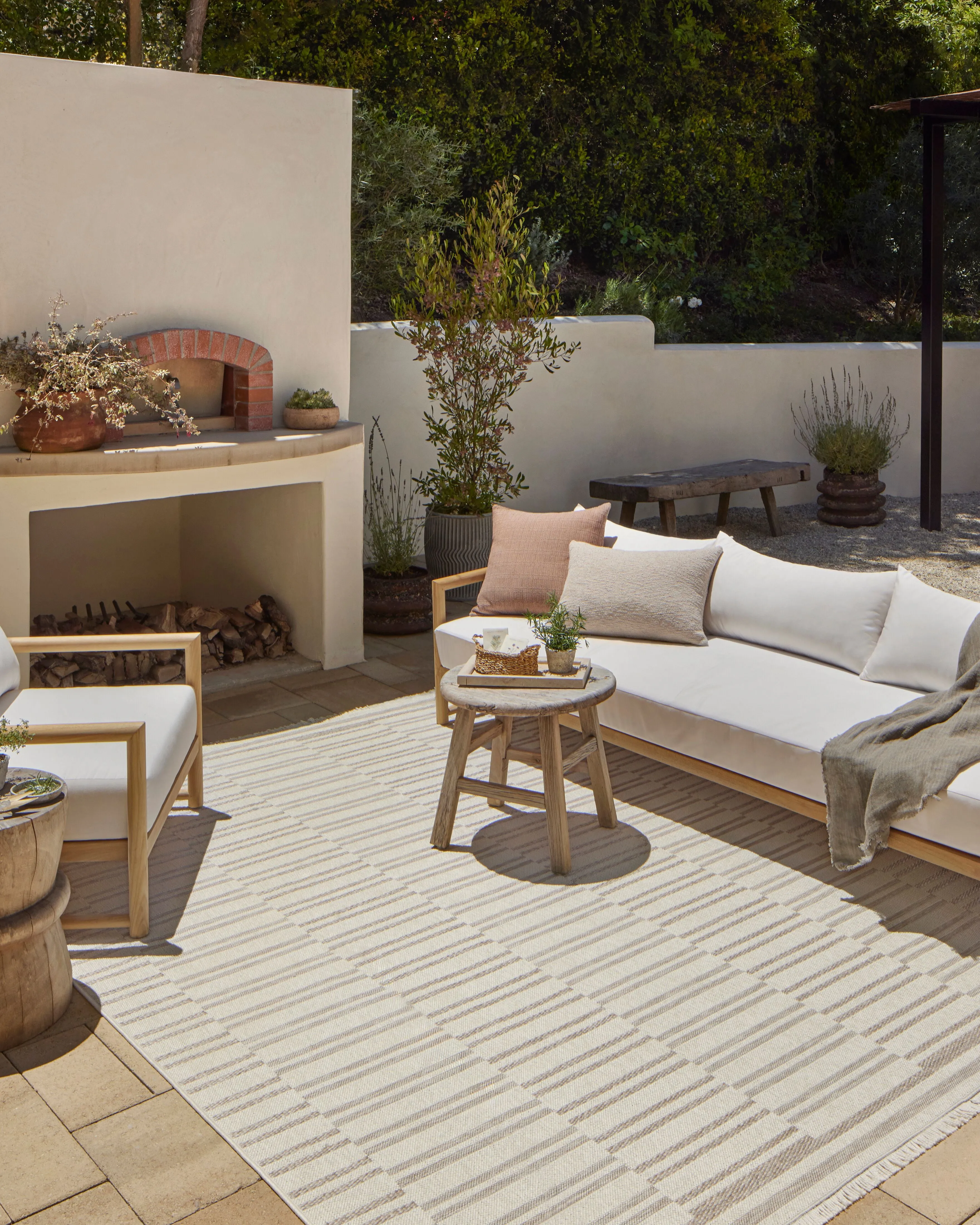 Amber Lewis x Loloi Malibu Ivory / Dove Rug No. 03
