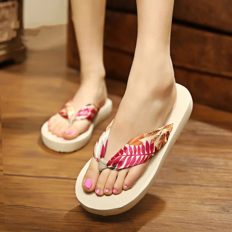 Beach female sandals and slippers - Women's shoes