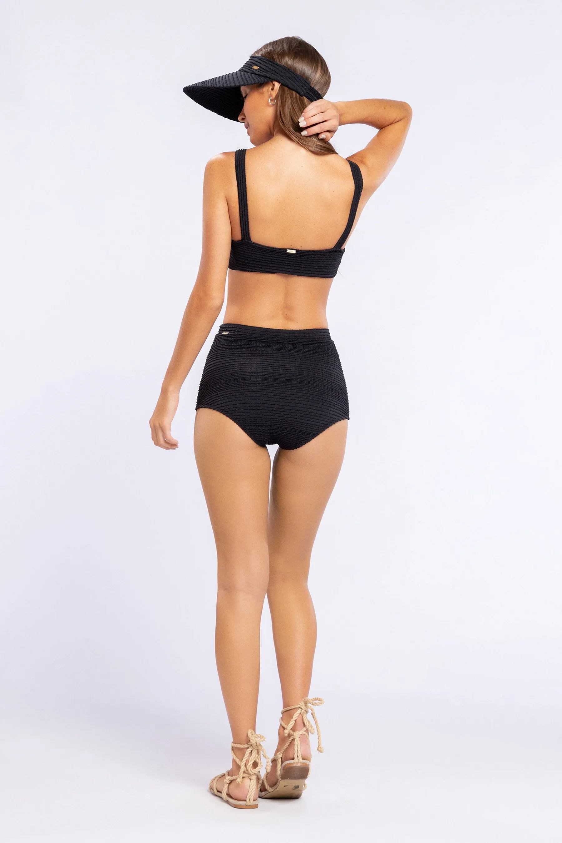 Capri Hot Fit