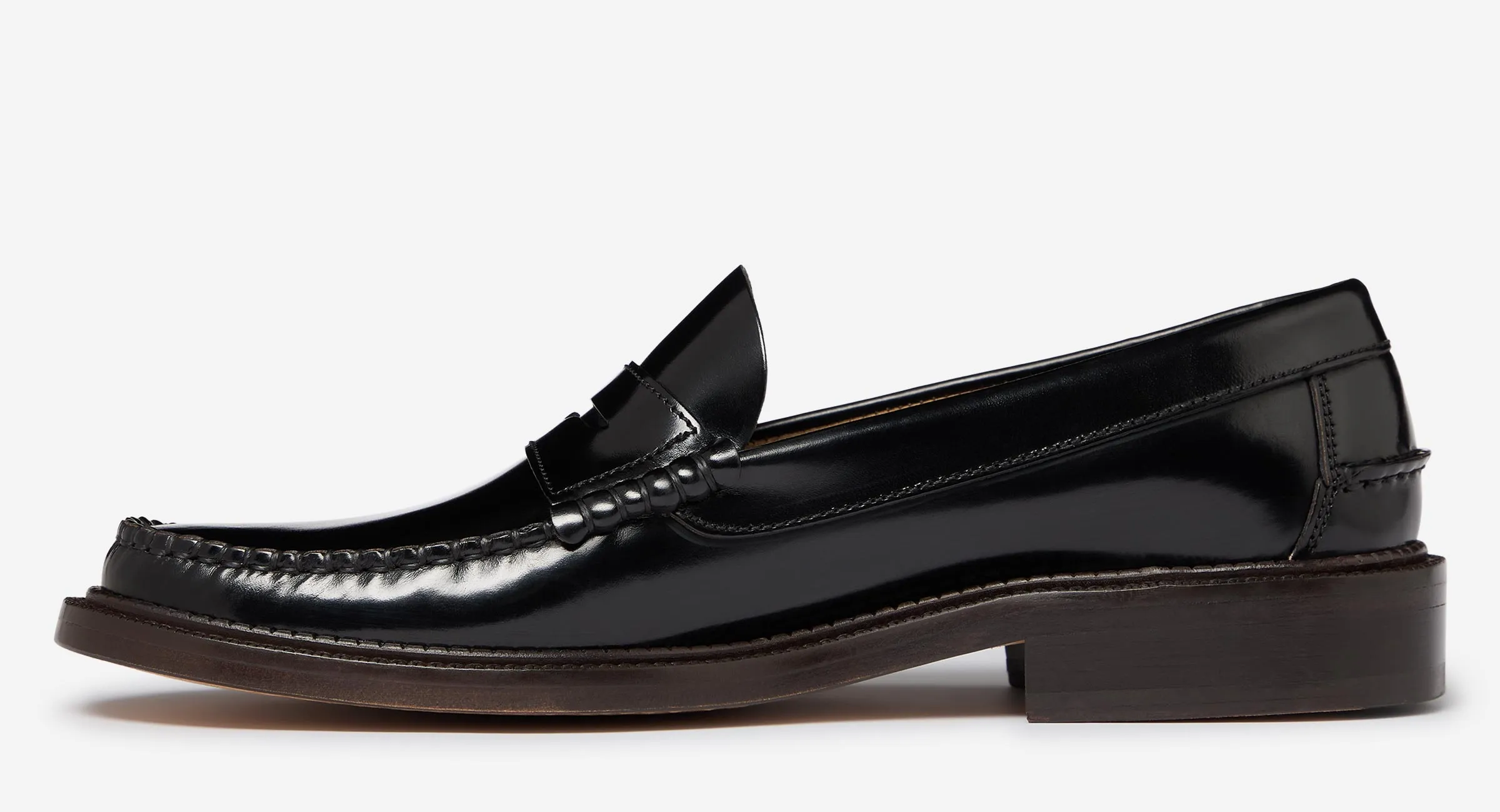 Clares Black