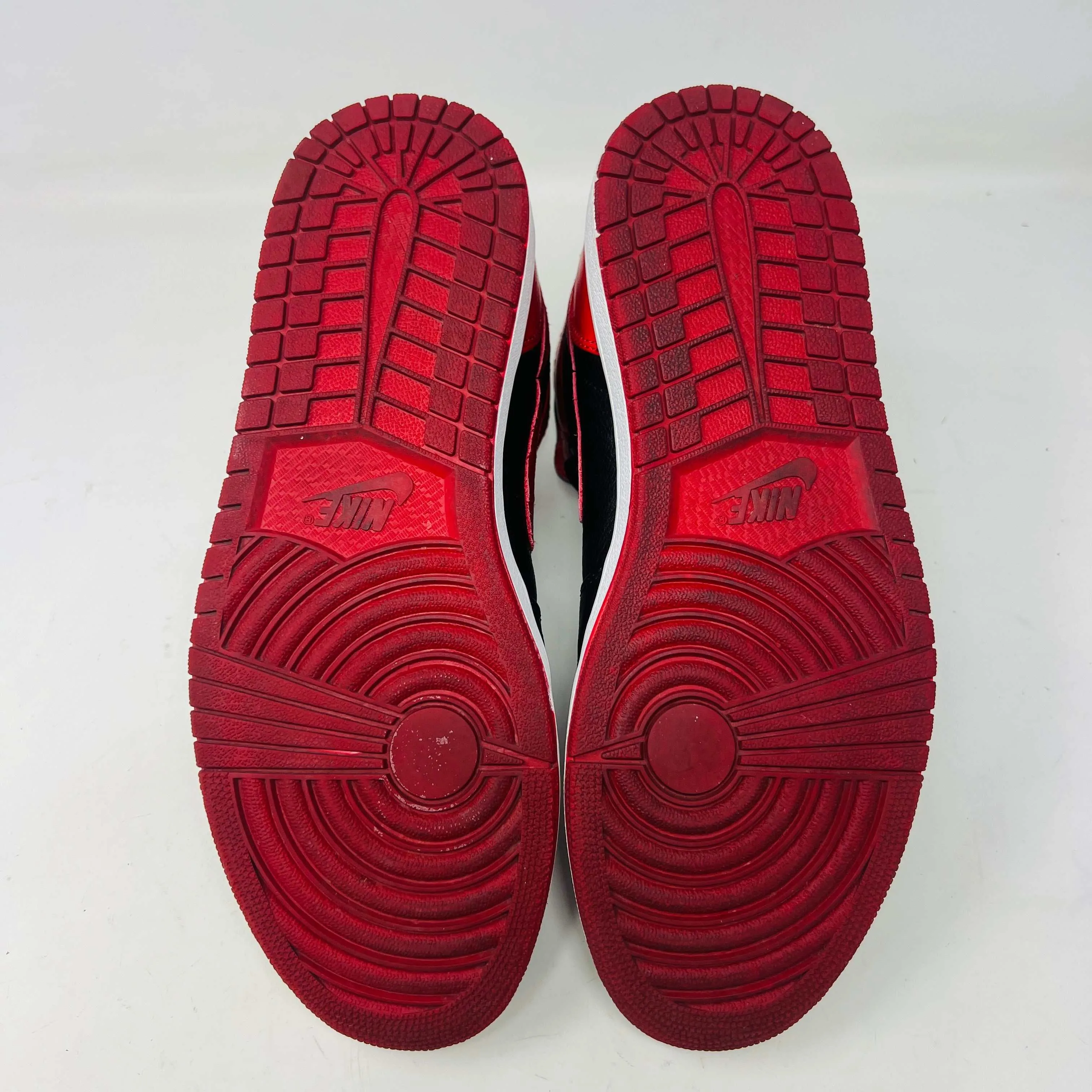 Jordan 1 Retro Banned (B-Grade) (2011)