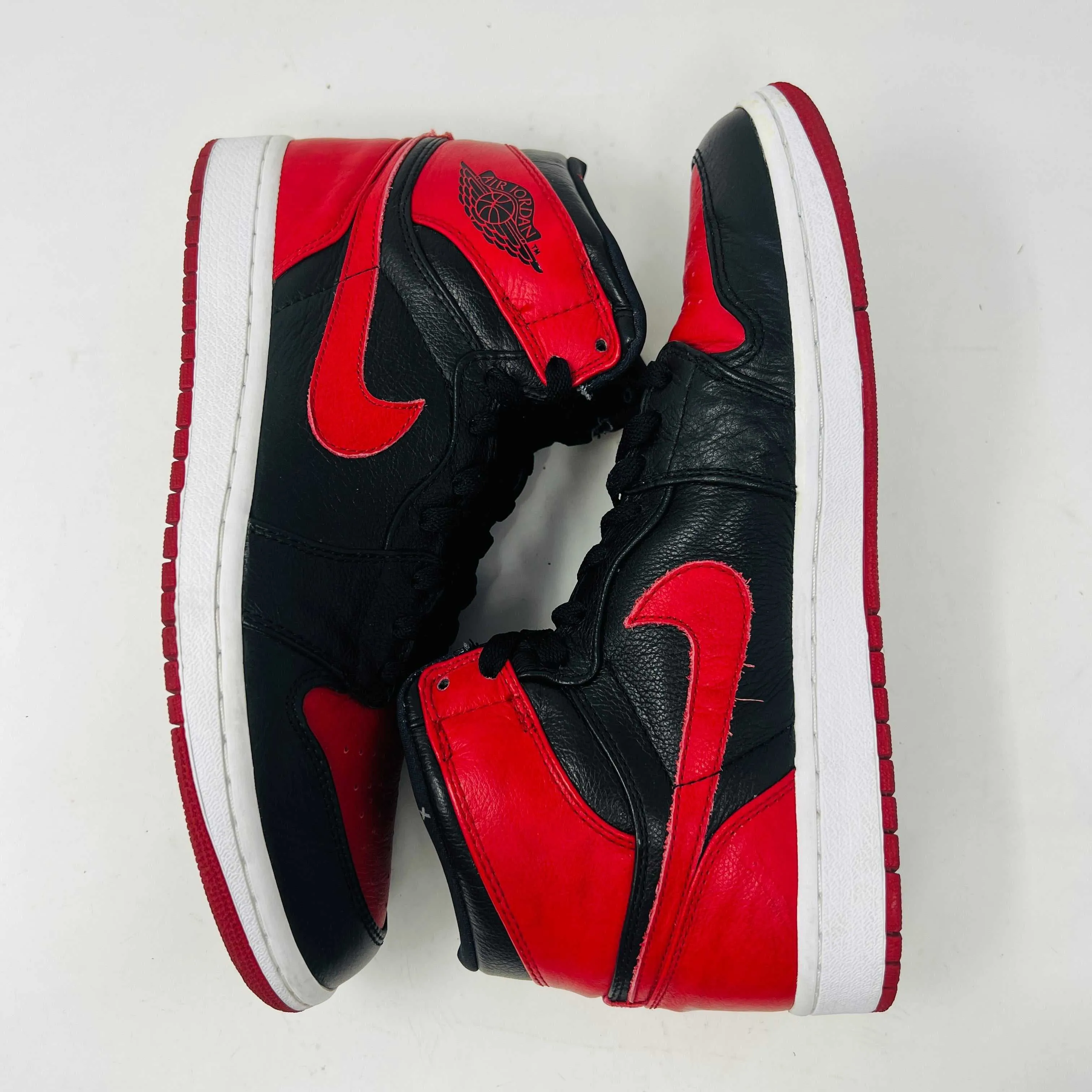 Jordan 1 Retro Banned (B-Grade) (2011)