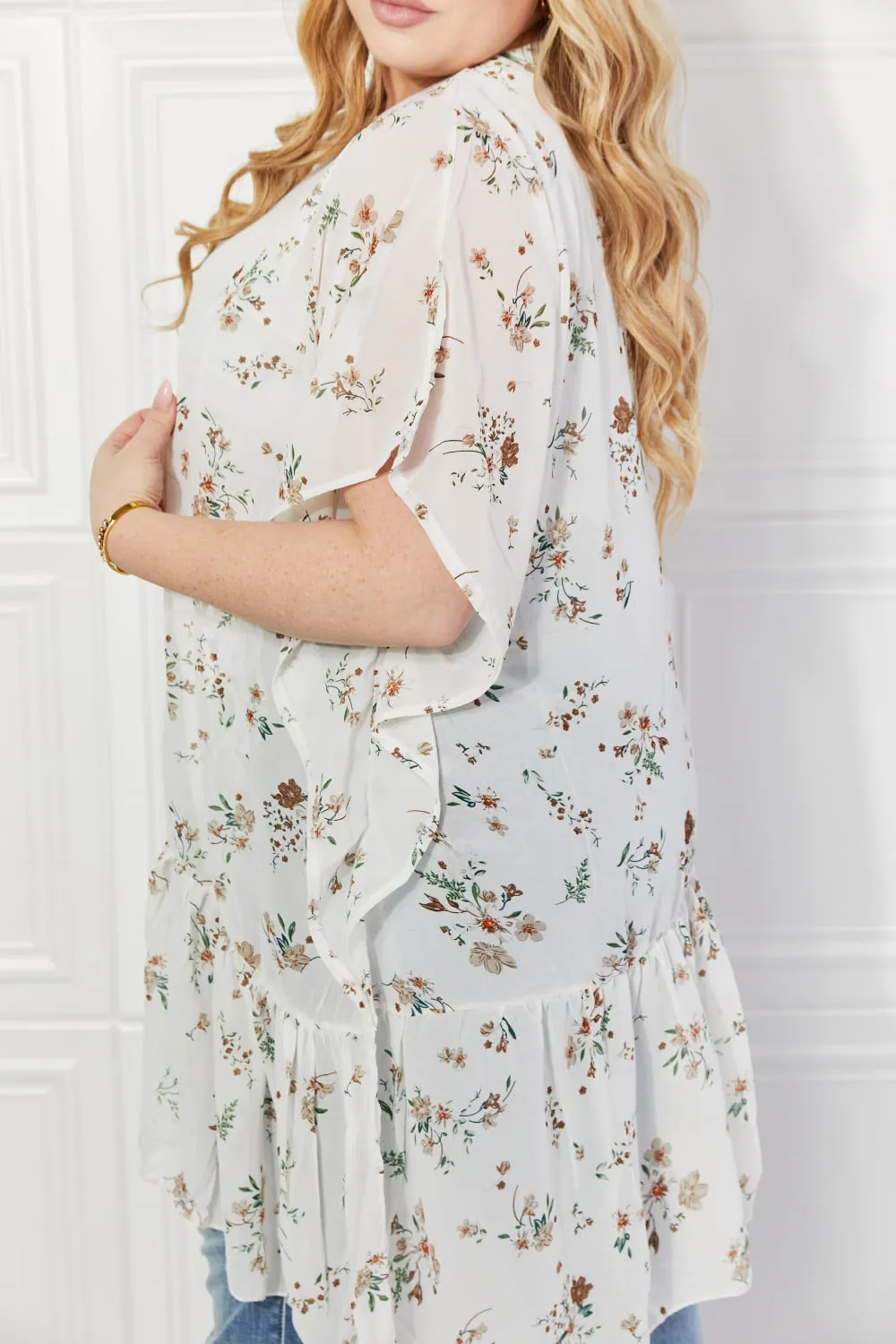 Justin Taylor Meadow of Daisies Floral Kimono - Ships from The USA