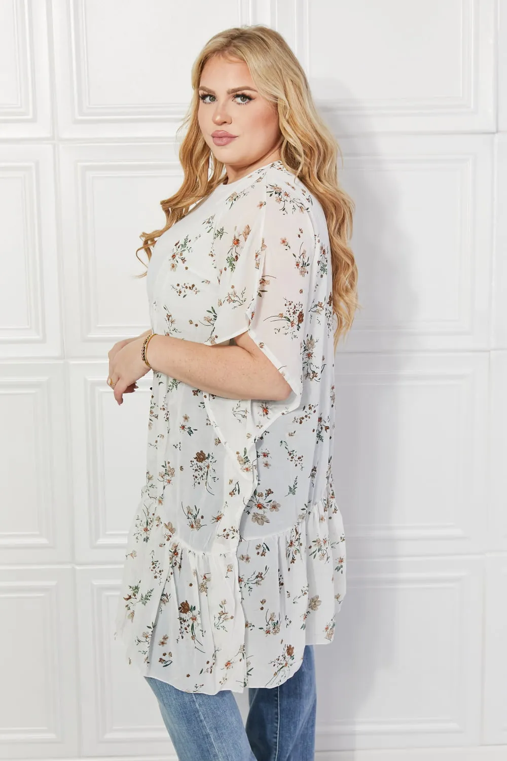 Justin Taylor Meadow of Daisies Floral Kimono - Ships from The USA