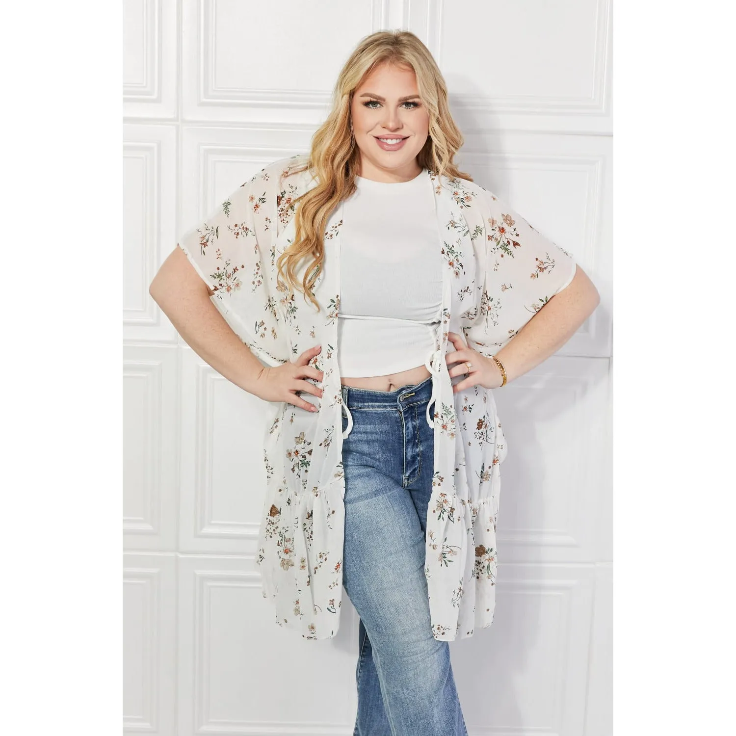Justin Taylor Meadow of Daisies Floral Kimono