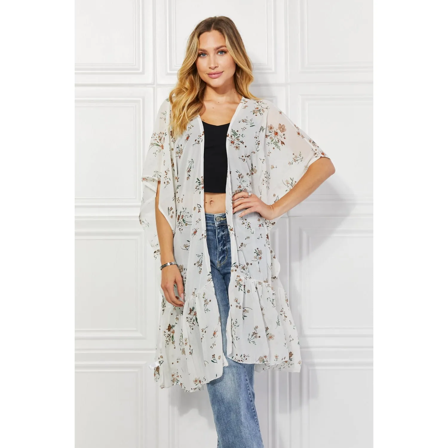 Justin Taylor Meadow of Daisies Floral Kimono