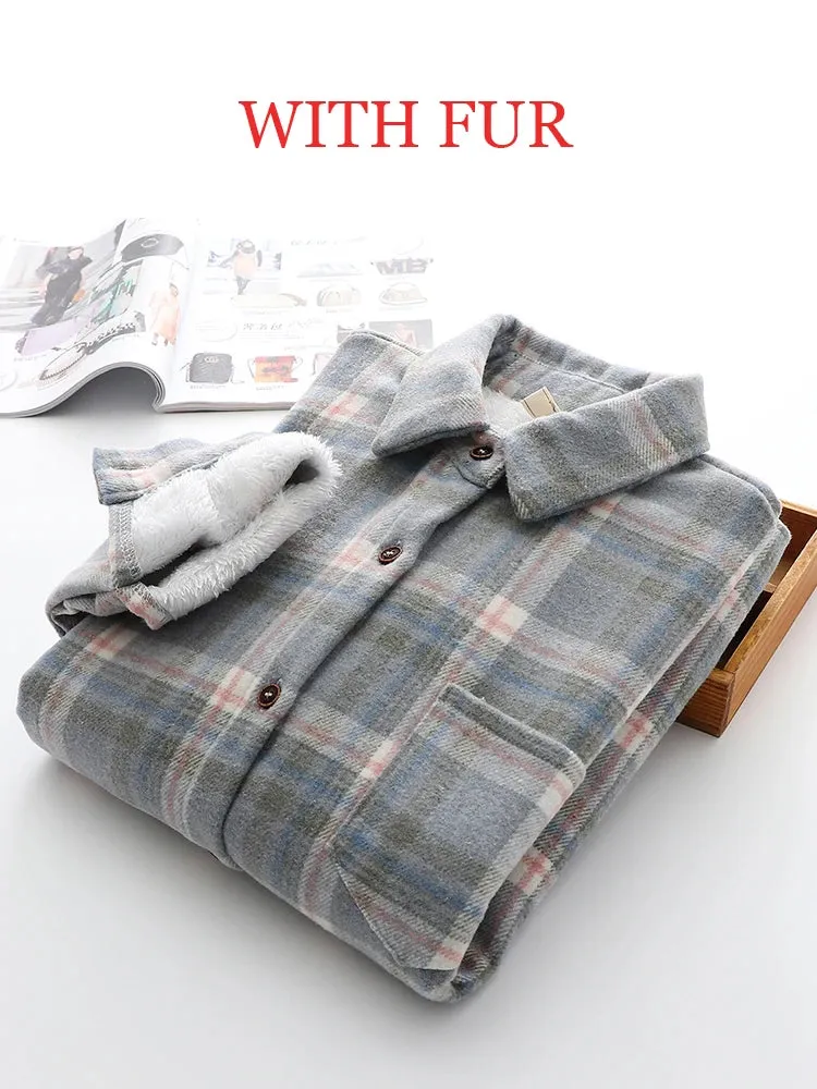 LVSANW Women Velvet Thicken Plaid Shirts Blouses Autumn Winter Warm Shirts Casual Loose Single Breasted Tops Vintage Long Sleeve Pocket