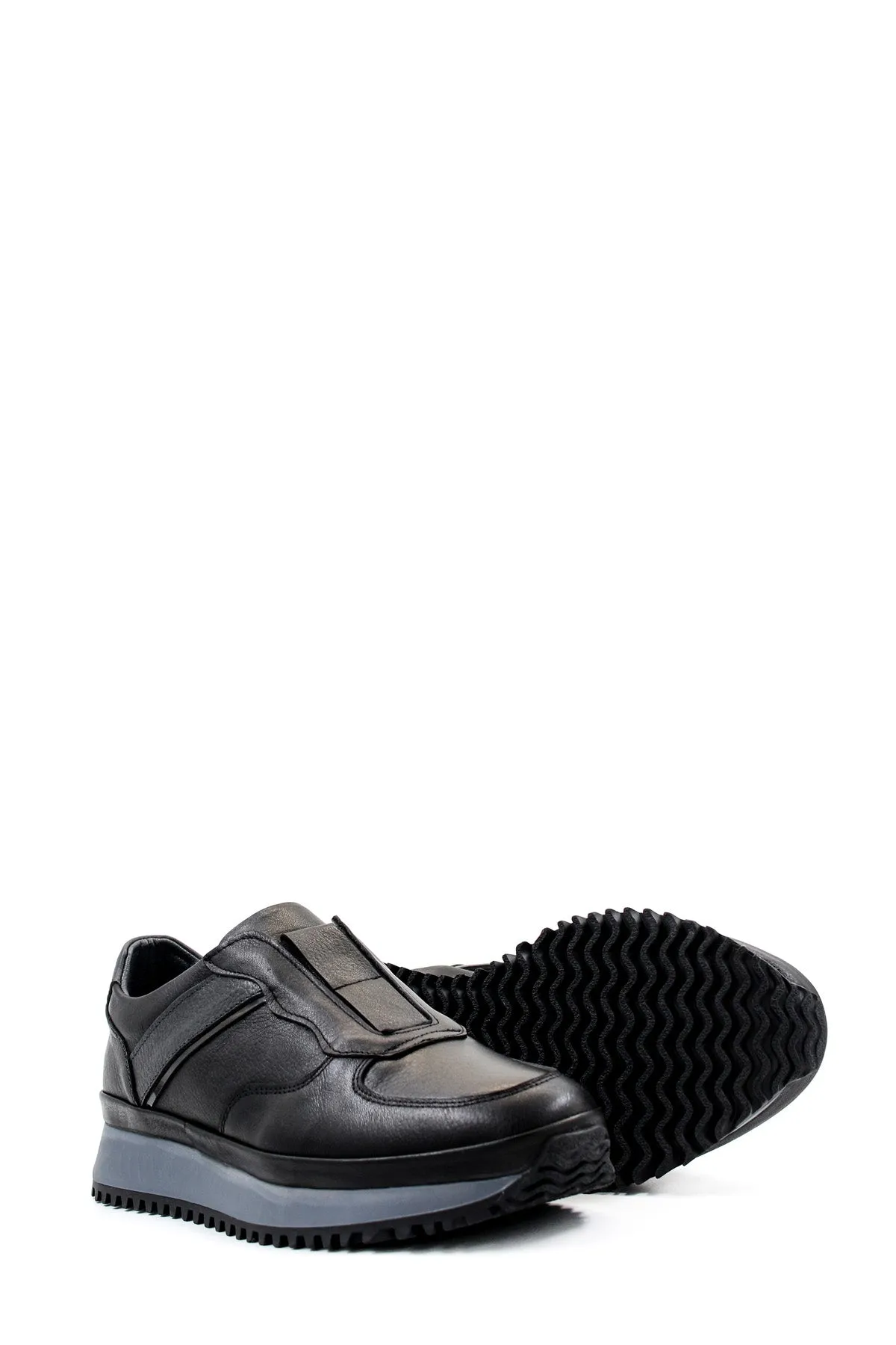 Men's Black Leather Slip-On Sneakers with Cushioned Sole - Wessi