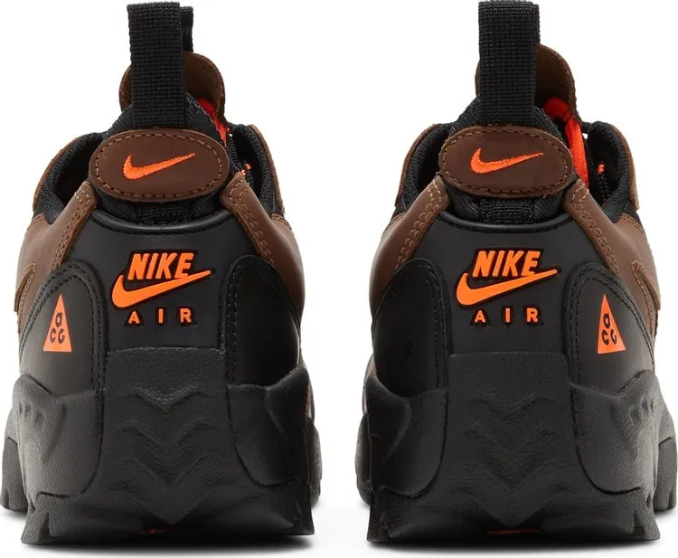 Nike ACG Air Mada 'Bison' Sneakers, Brown