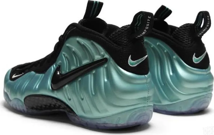Nike Air Foamposite Pro 'Electric Blue' Sneakers, Turquoise