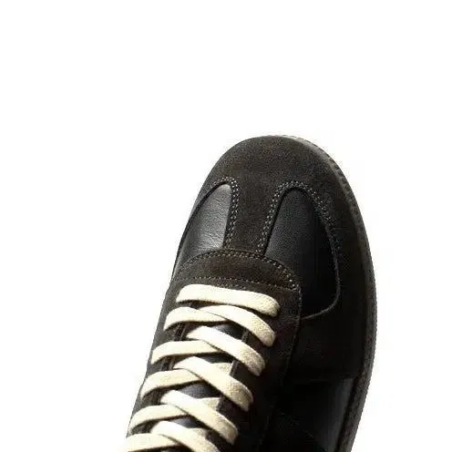 OH Essential GAT Sneakers