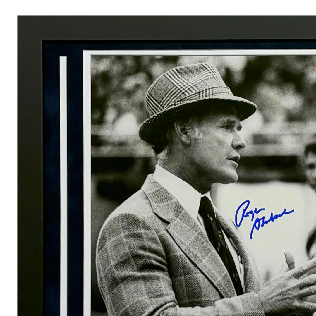 Roger Staubach Hand Signed & Framed Dallas Cowboys 16x20 Football Photo