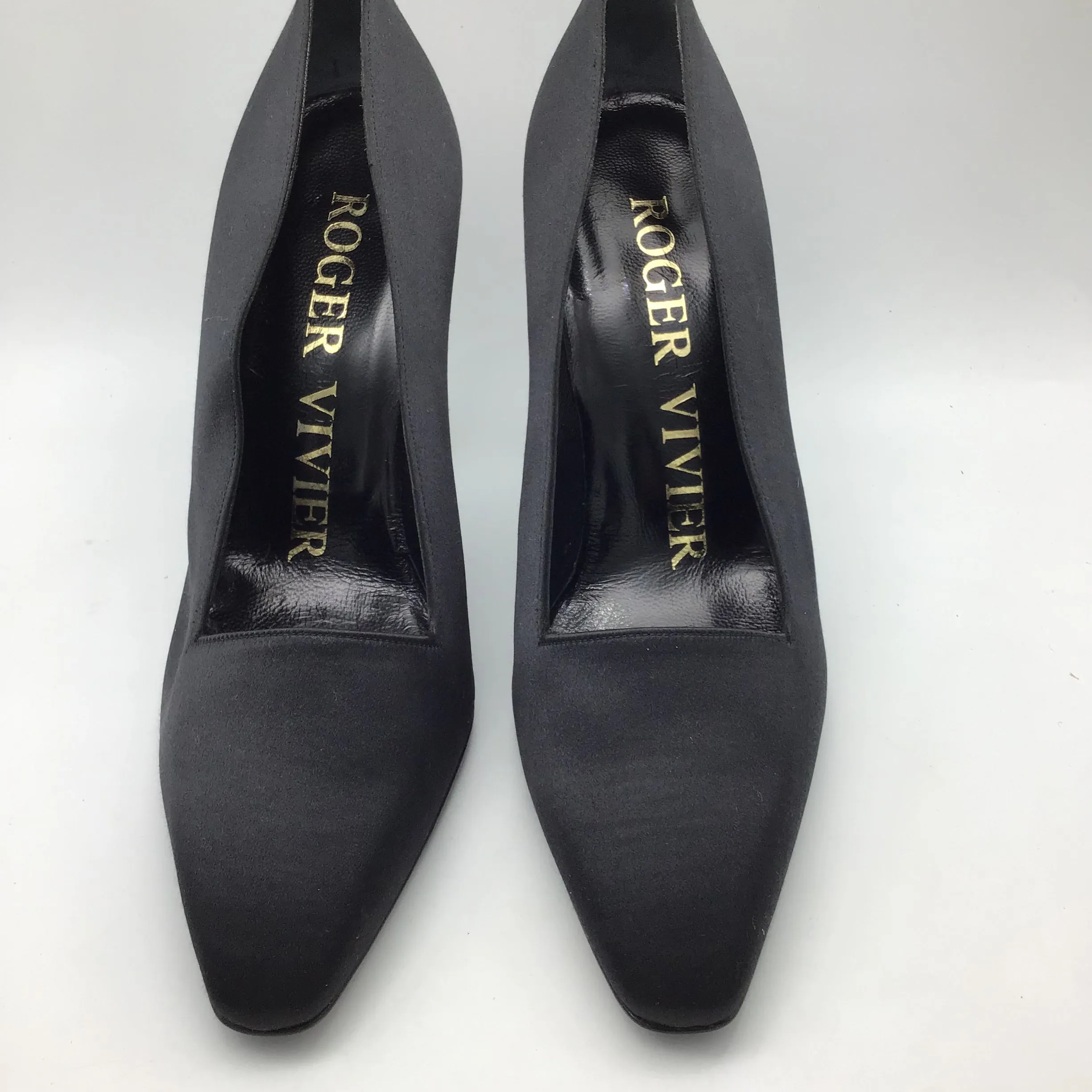 Roger Vivier 90s Black Rhinestone Heeled Pumps