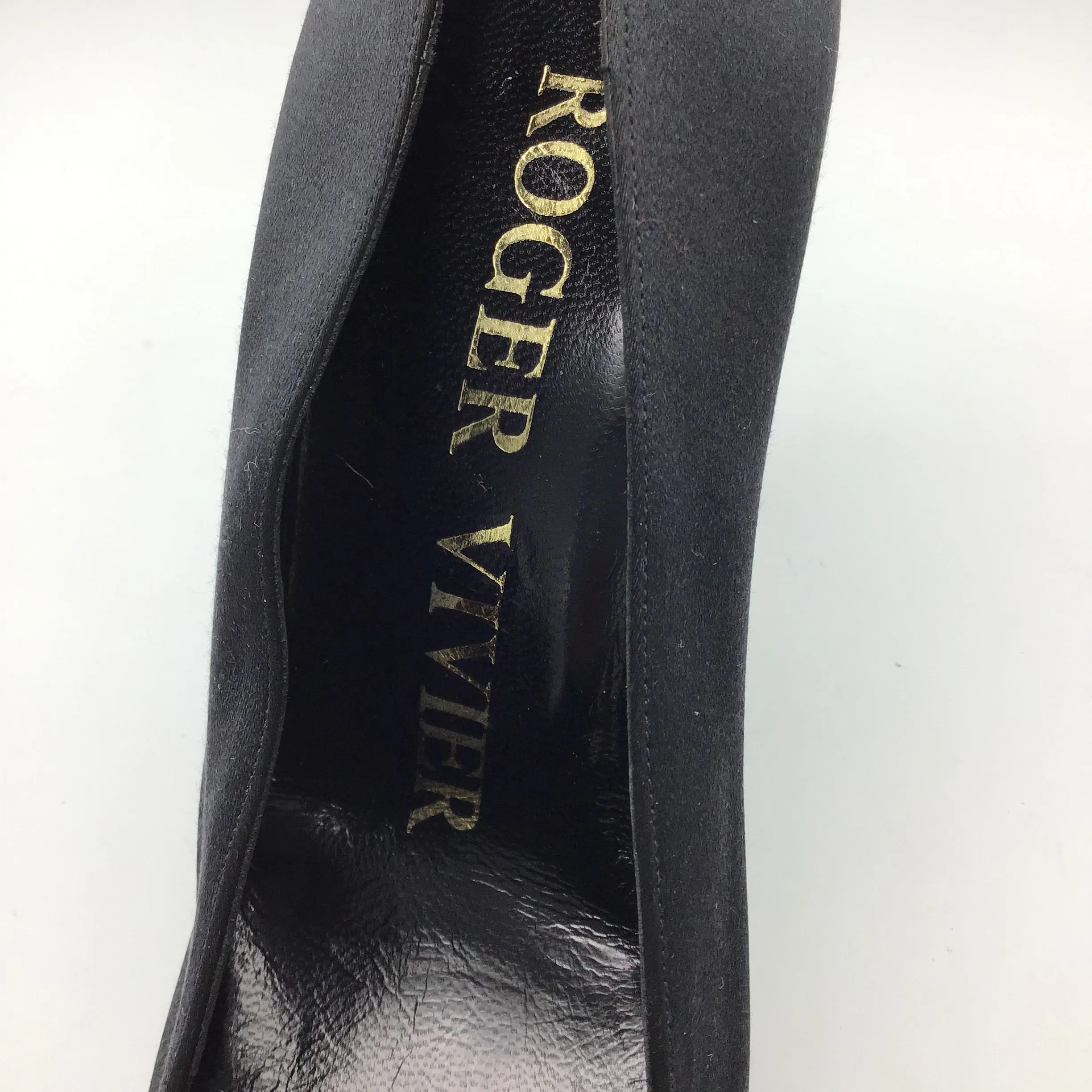 Roger Vivier 90s Black Rhinestone Heeled Pumps