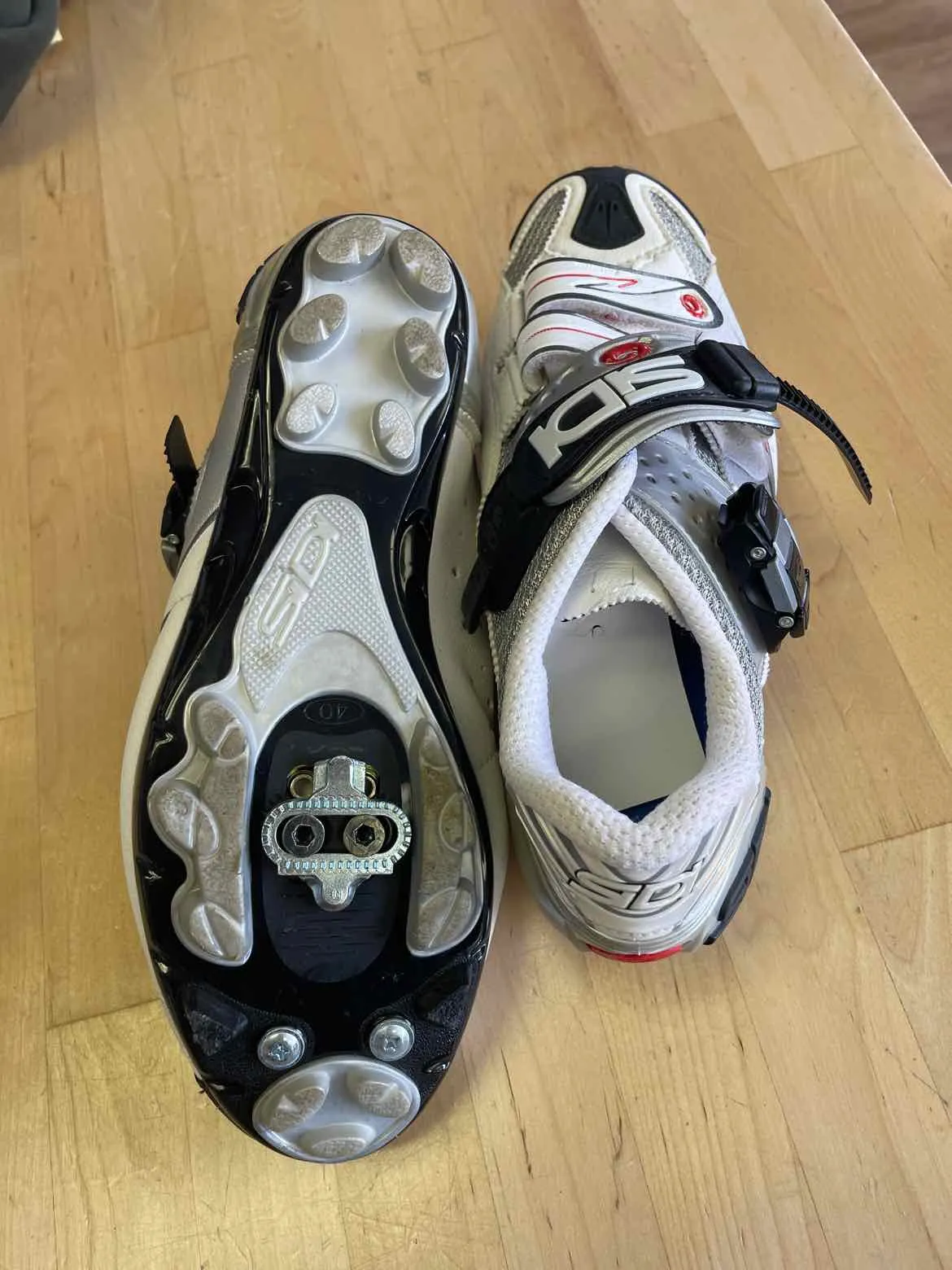 Sidi 40 Cycling Shoes