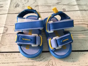 Size 18 EUR sandals