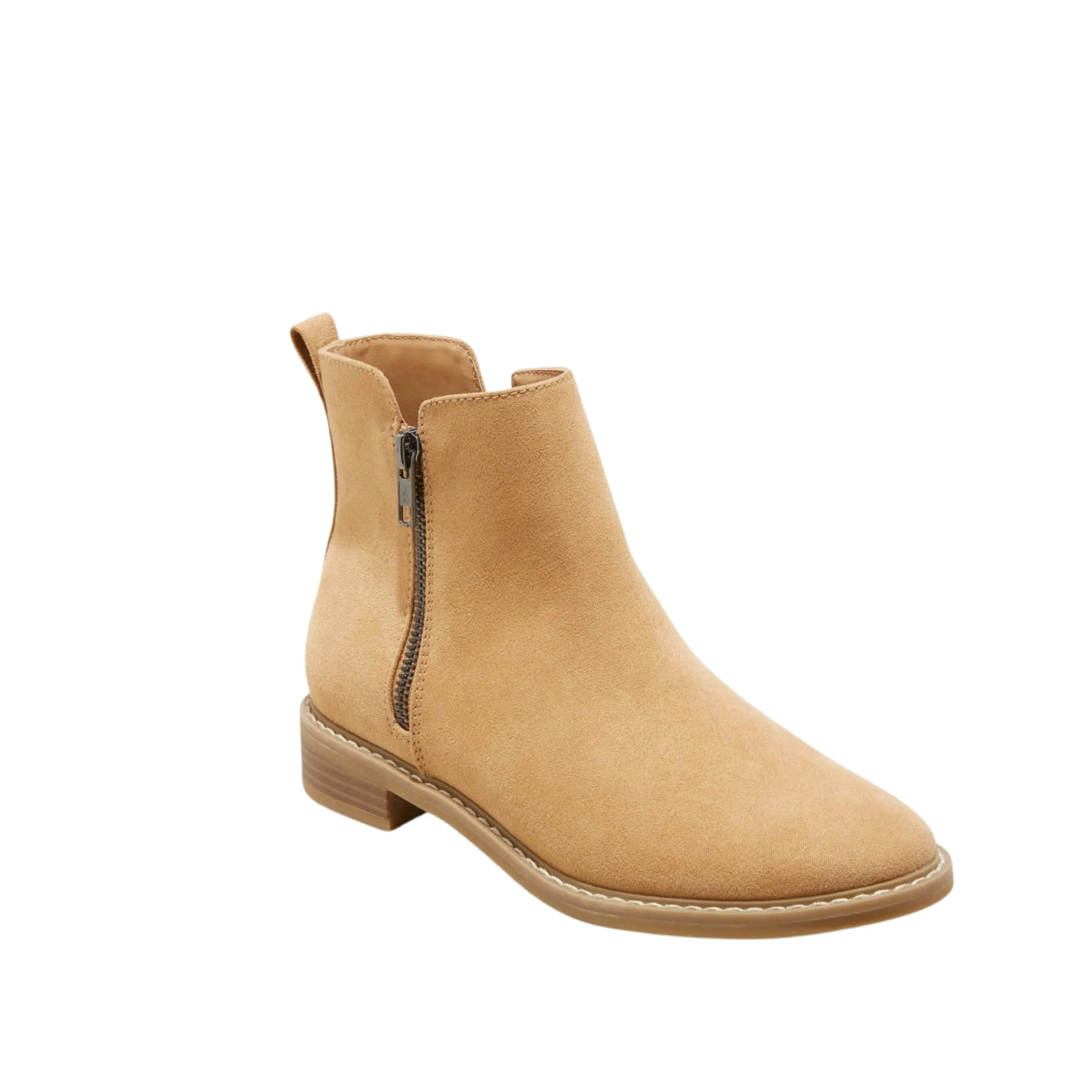 UNIVERSAL THREAD - Brenna Boots