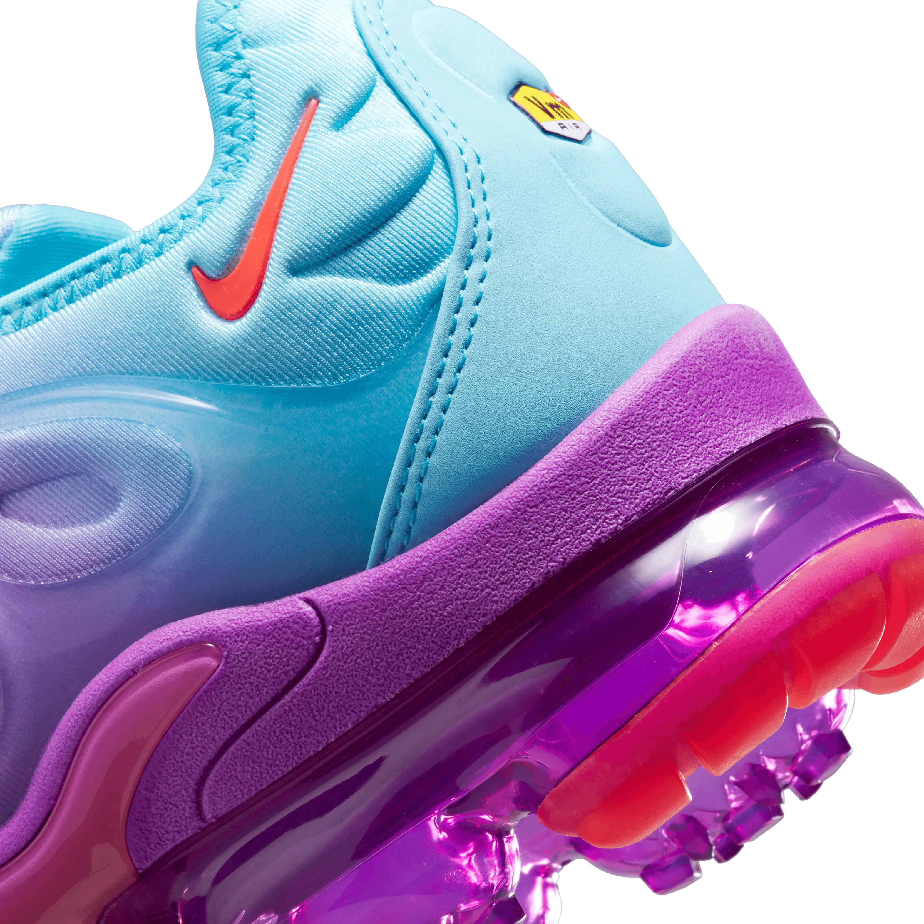 Women's Air Vapormax Plus "Fuchsia Dream"