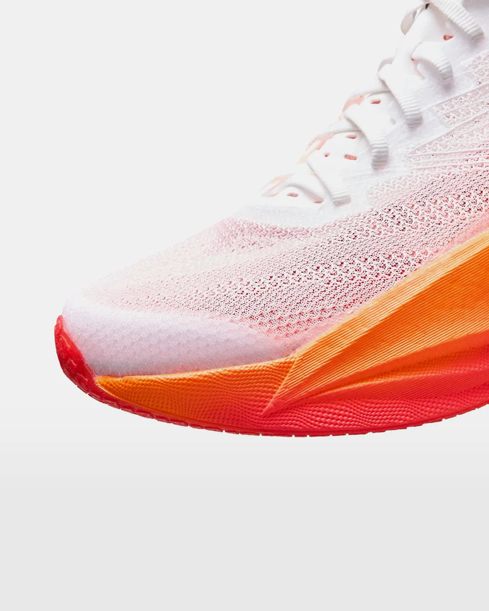 Women's ANTA C202 6